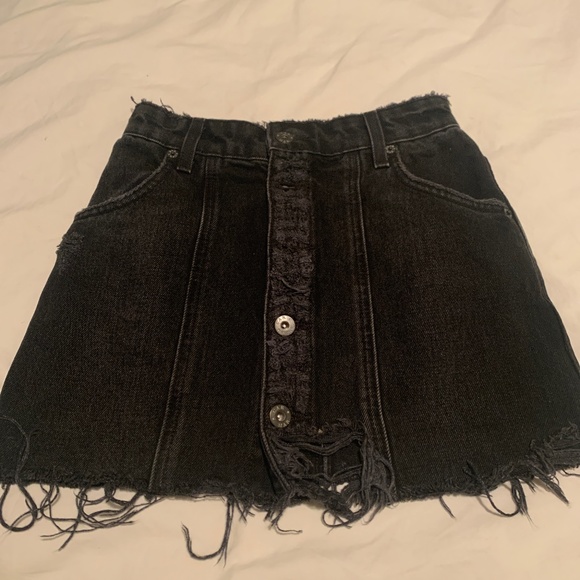 Black denim skirt - Picture 1 of 1